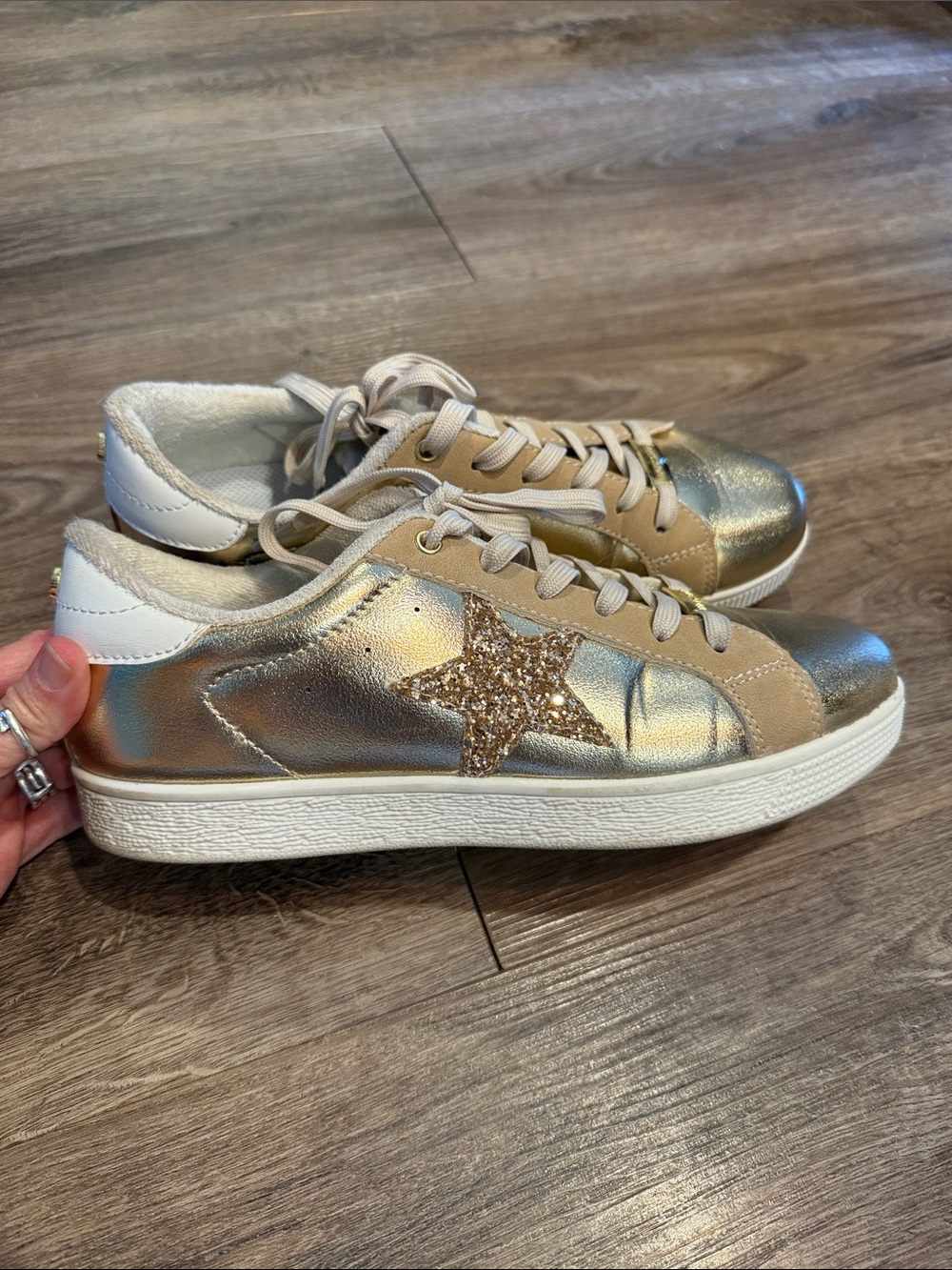 Lucky Step Star Gold Glitter Sneaker Size 10